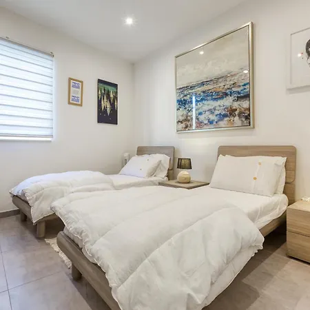 A Stunning 3br With Private Terrace In Swieqi By 360 Estates Is-Swieqi