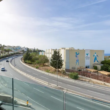 Daire A Stunning 3br With Private Terrace In Swieqi By 360 Estates *